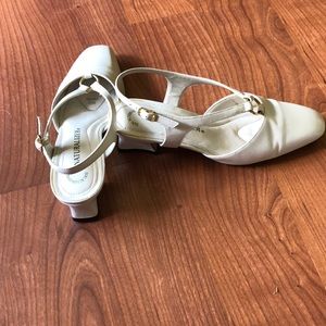 White naturalizer heels